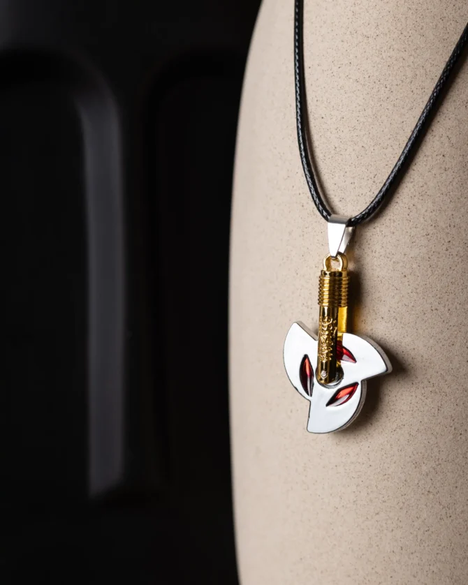 Kamui Spinning Necklace