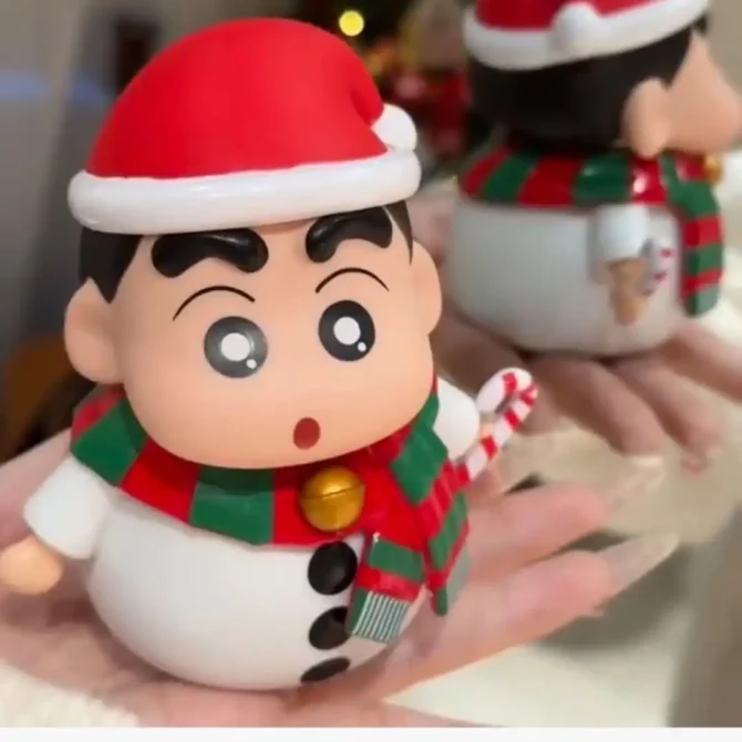 Santa Shinchan & Christmas Tree Himawari - Image 2