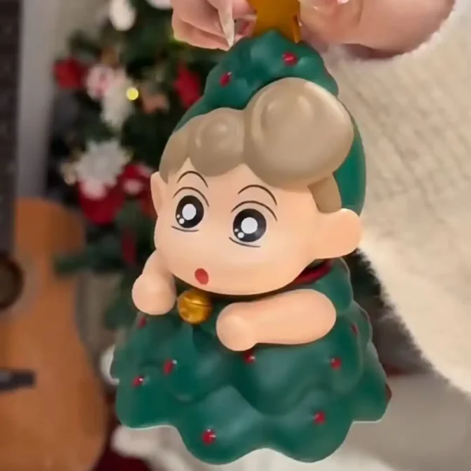 Santa Shinchan & Christmas Tree Himawari - Image 3